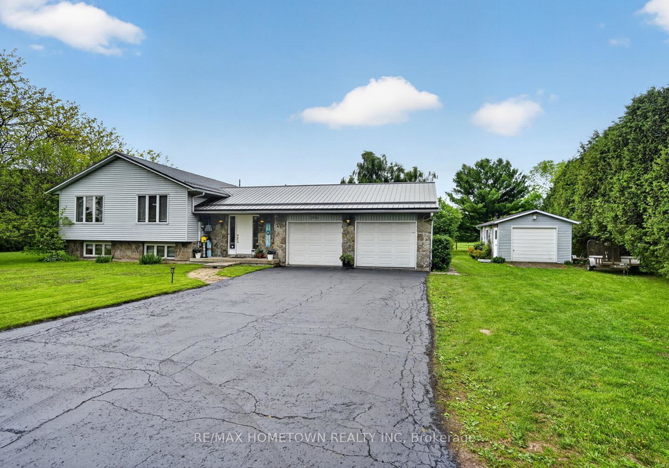 1599-county-road-2-front-of-yonge-ontario-x13224674