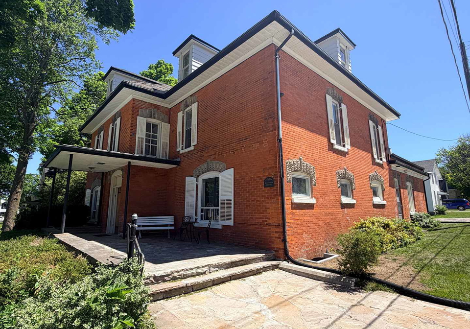 315-centre-street-north-huron-ontario-x13224924