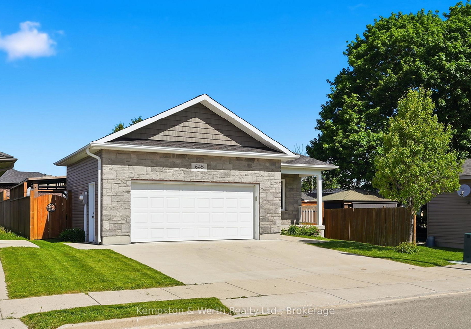 645-davidson-avenue-s-north-perth-ontario-x13224932