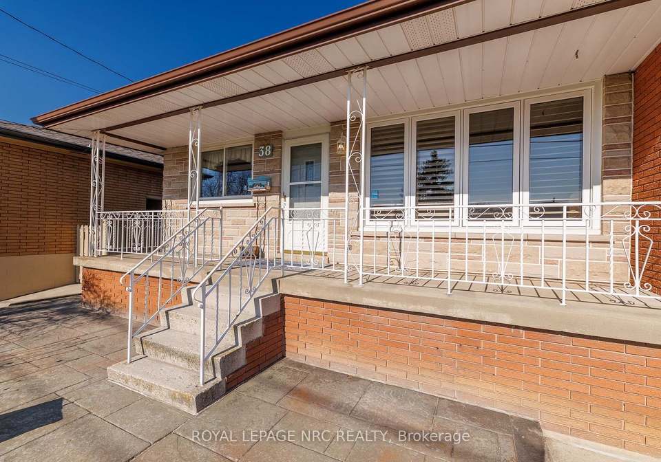38-rivercrest-road-hamilton-ontario-x13225046