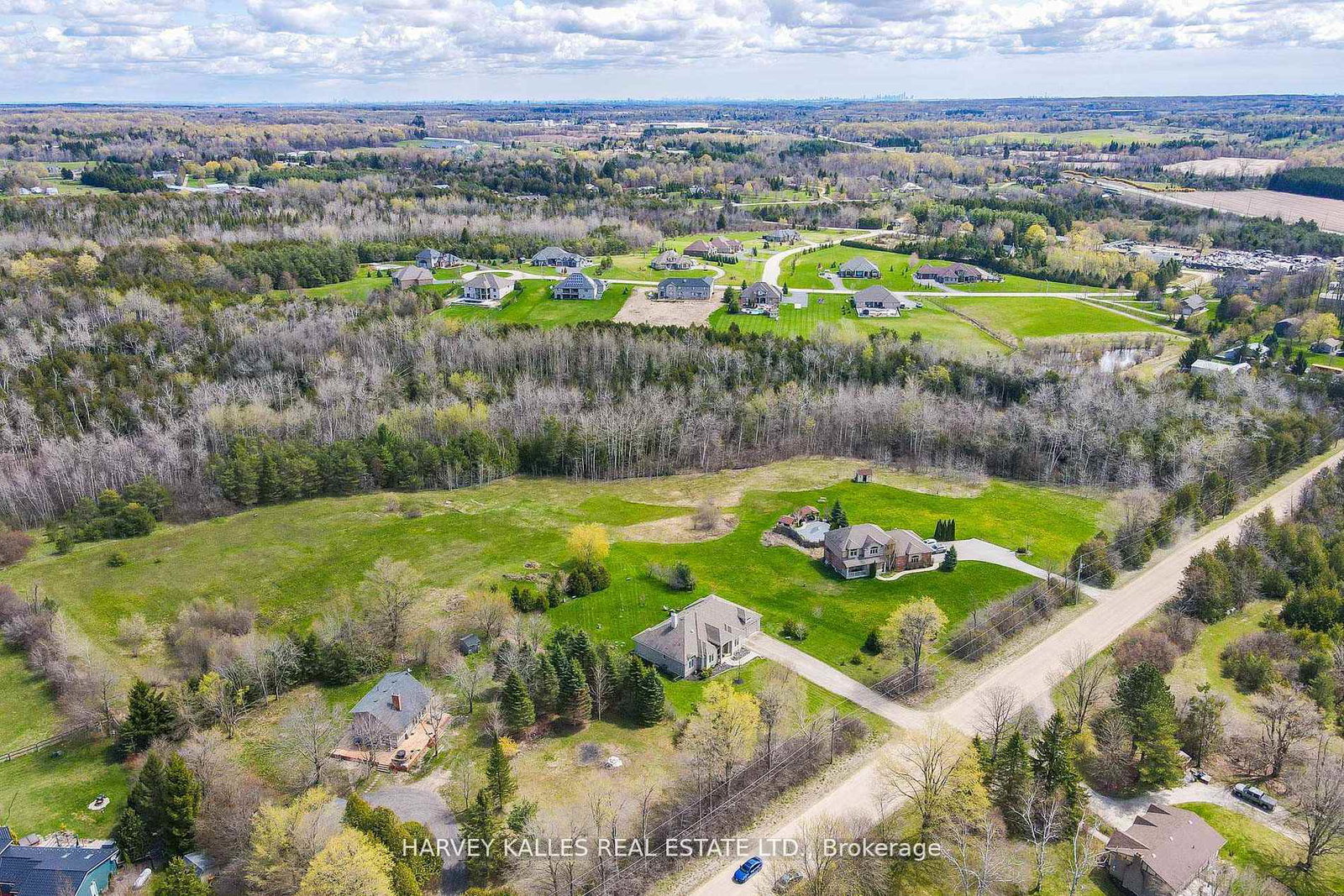 4933-eramosa-townline-n-erin-ontario-x13225086