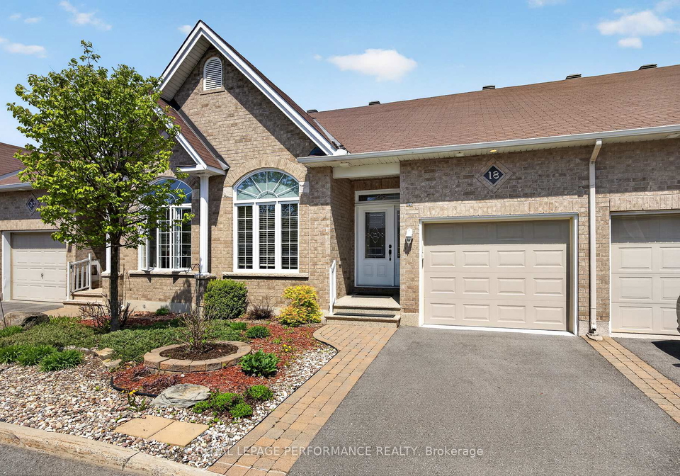18-chapelier-private-ottawa-ontario-x13225284