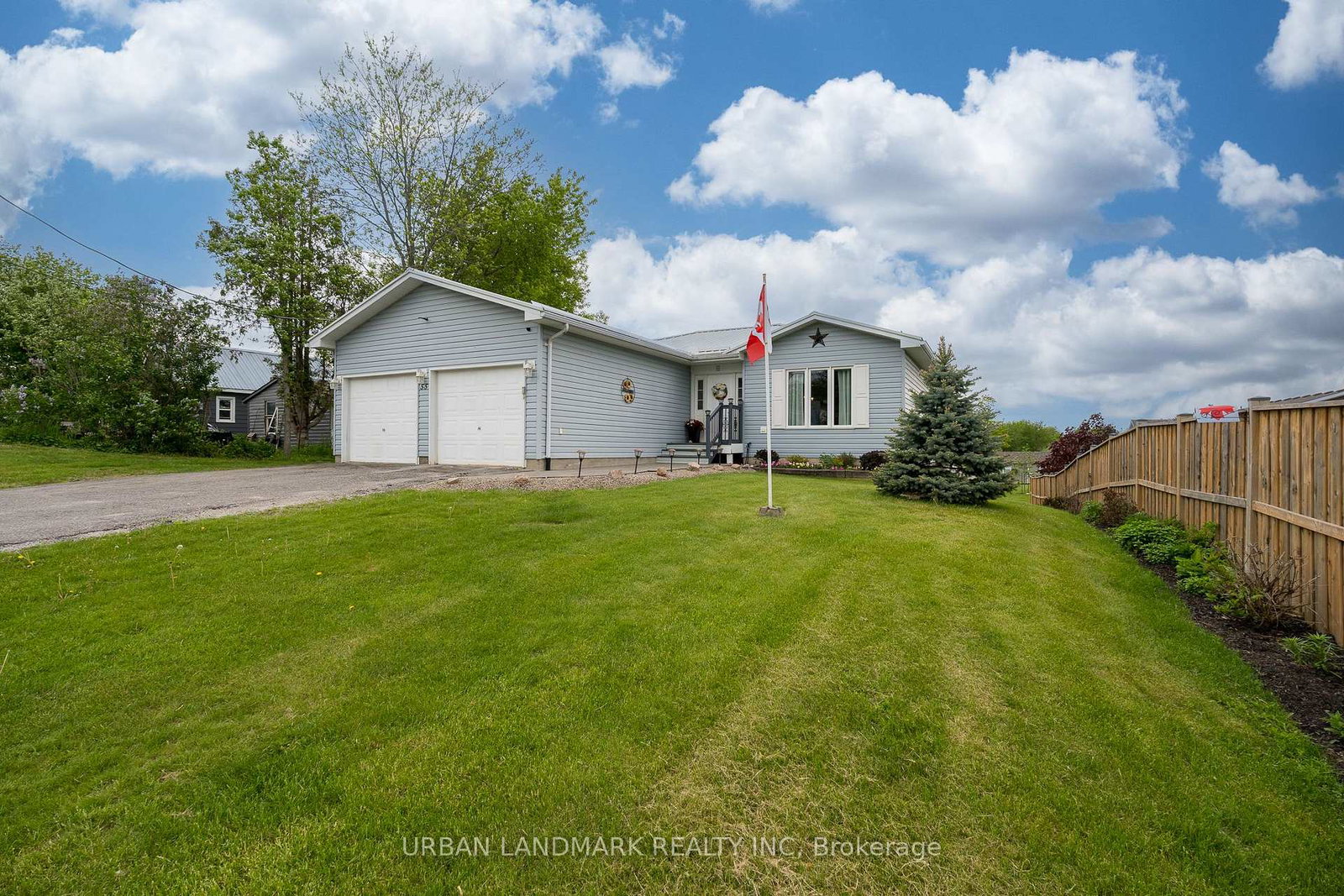 55-seymour-street-w-centre-hastings-ontario-x13225378