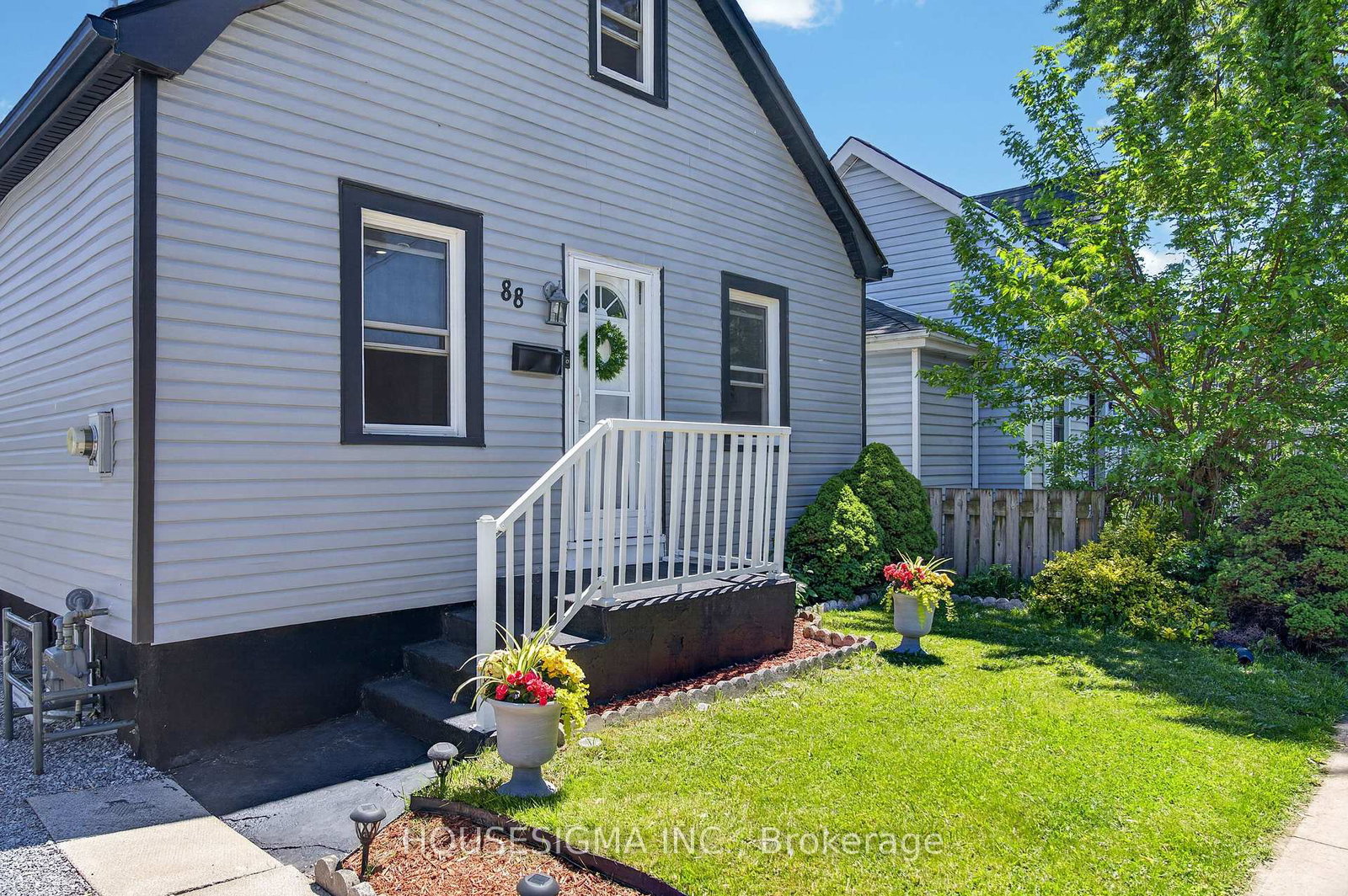 88-page-street-st-catharines-ontario-x13225476