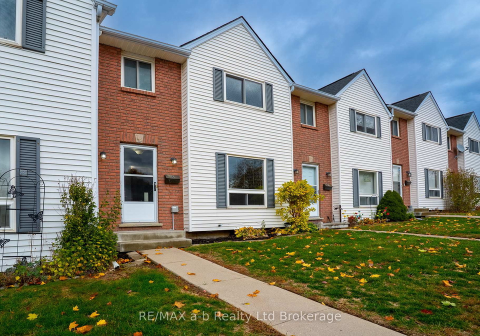 380-quarter-town-line-tillsonburg-ontario-x13225530
