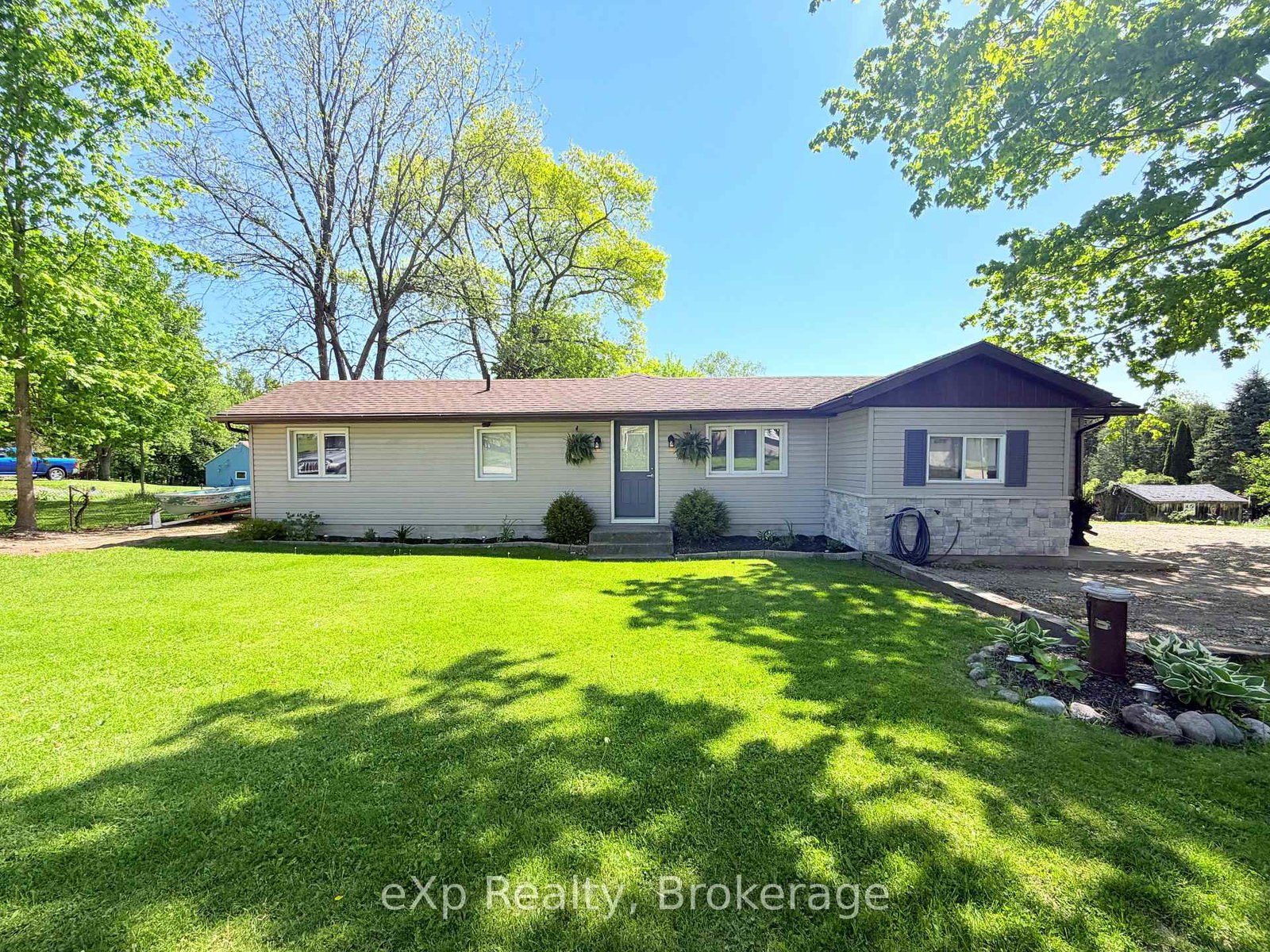 12-union-street-n-brockton-ontario-x13225726