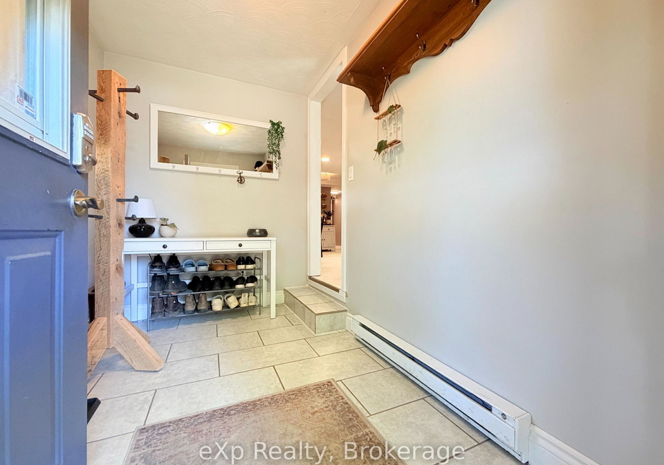 12-union-street-n-brockton-ontario-x13225726