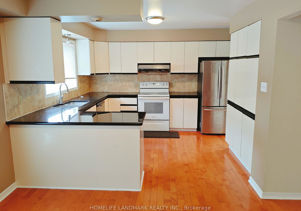 8-opal-lane-ottawa-ontario-x13225892