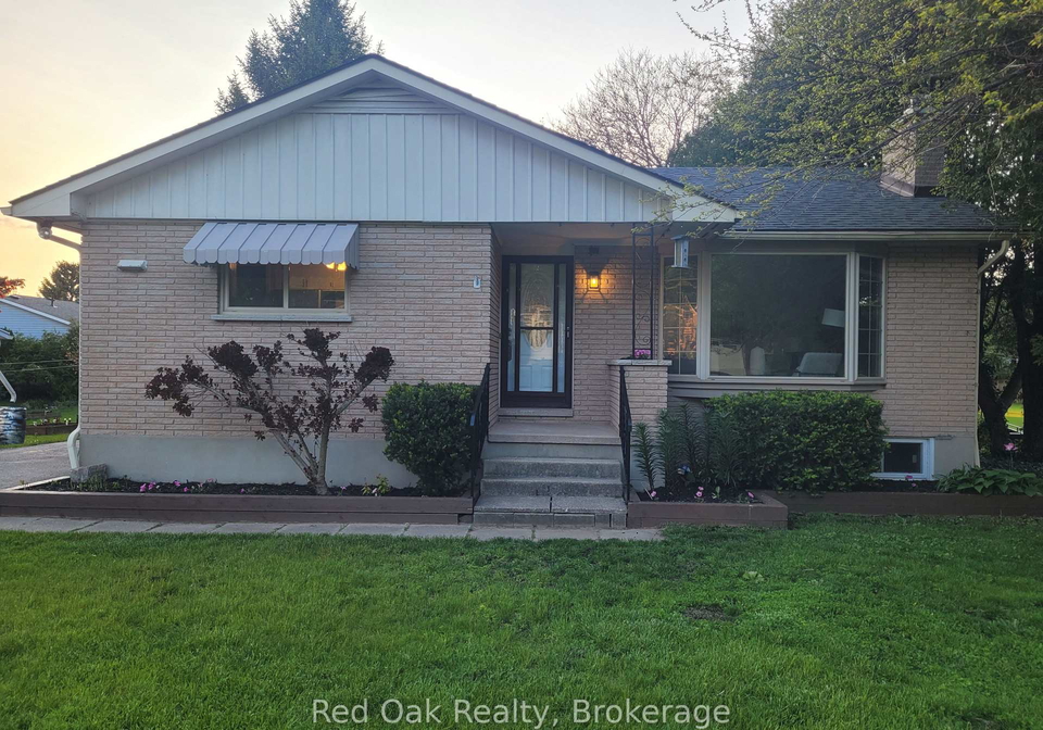 1040-huron-terrace-kincardine-ontario-x13225958
