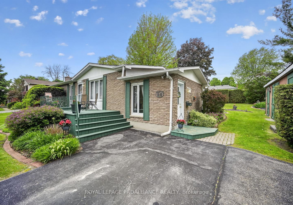 8-bernard-crescent-augusta-ontario-x13226096