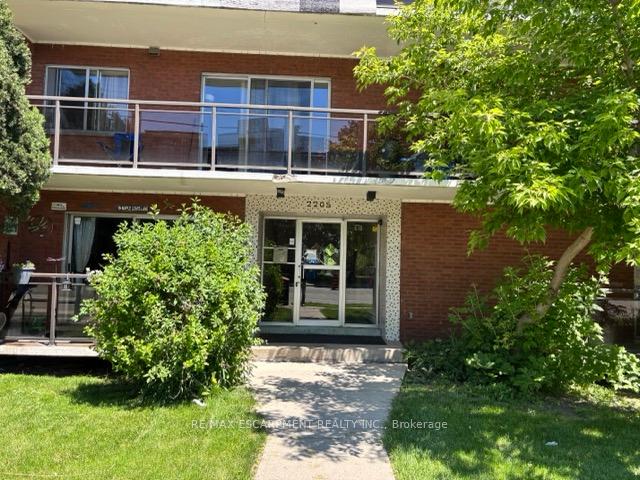 2205-king-street-e-hamilton-ontario-x13226366