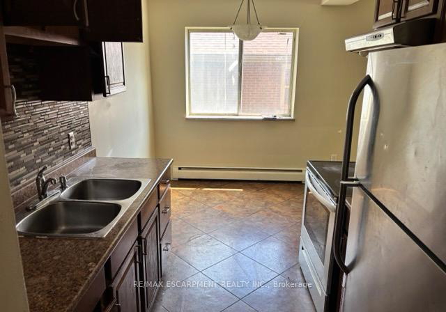 2205-king-street-e-hamilton-ontario-x13226366