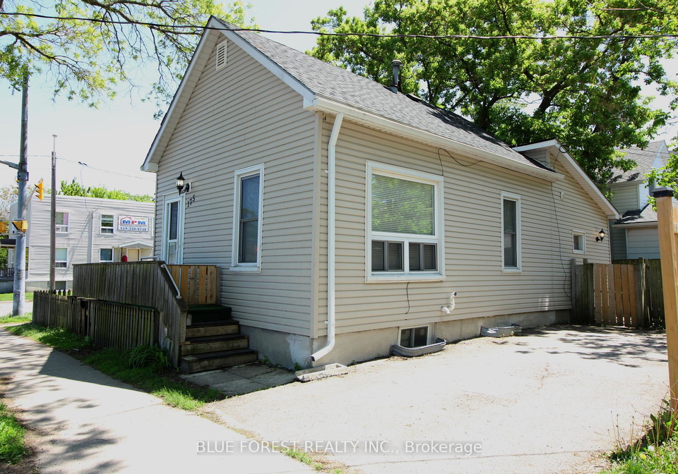 175-davis-street-sarnia-ontario-x13226734