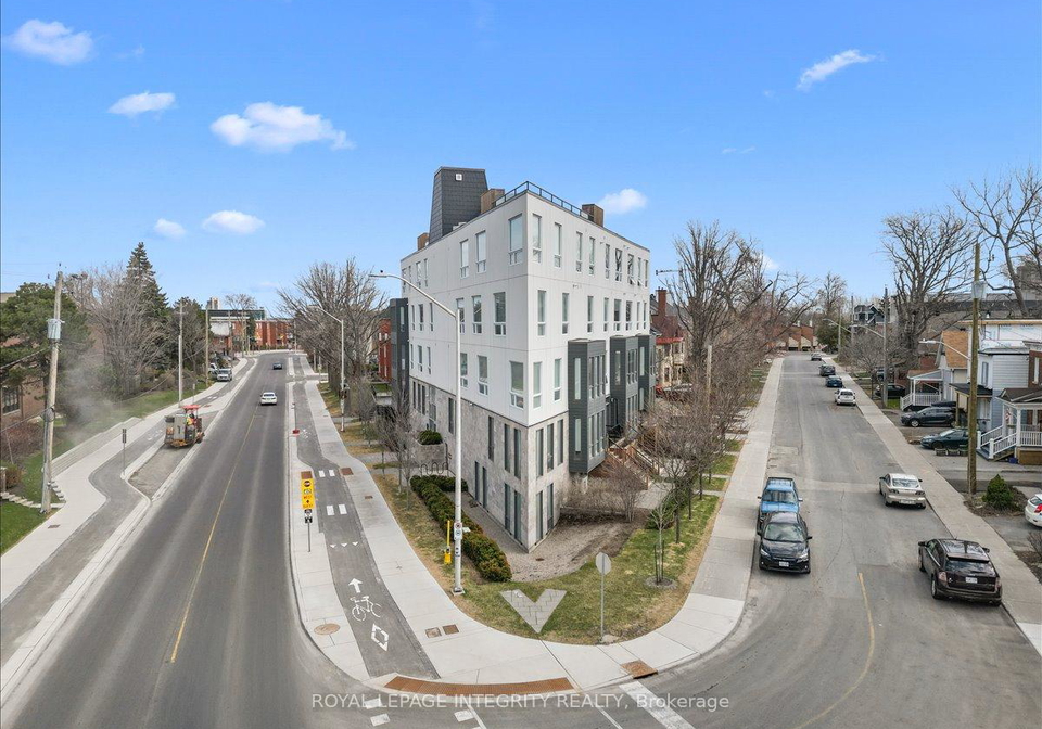 150-greenfield-avenue-ottawa-ontario-x13226806