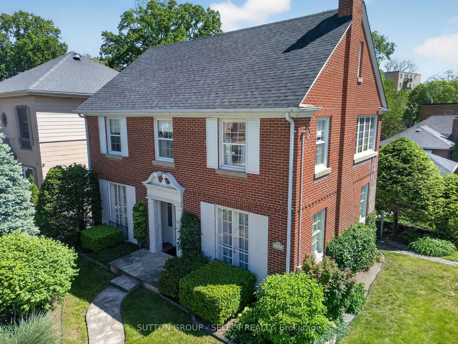 142-ridout-street-s-london-south-ontario-x13227084