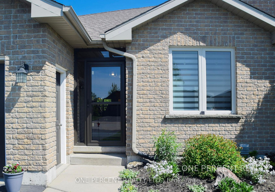 110-milton-seiler-crescent-n-minto-ontario-x13227220