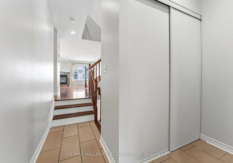 2087-hiboux-street-ottawa-ontario-x13227394