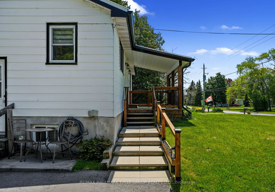 40-whites-road-quinte-west-ontario-x13227416