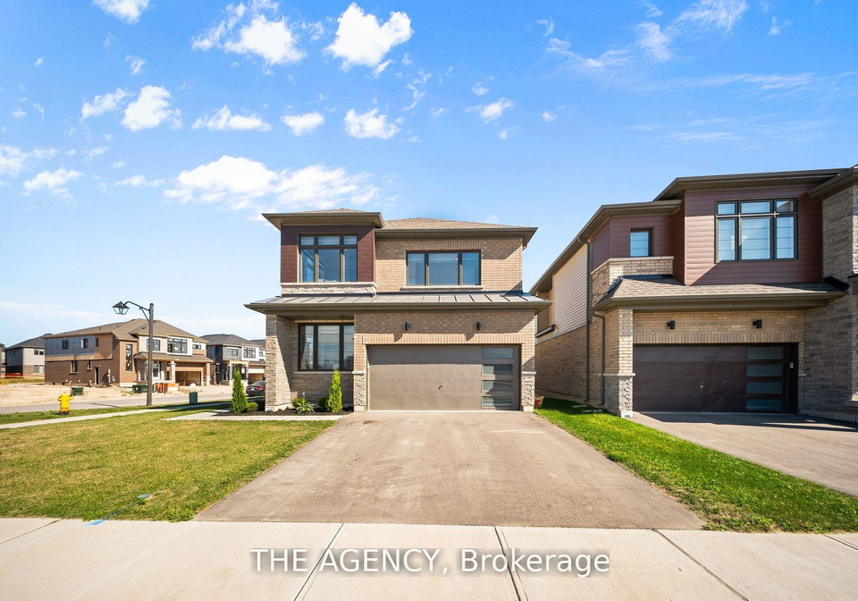 1-bee-crescent-brantford-ontario-x13227552