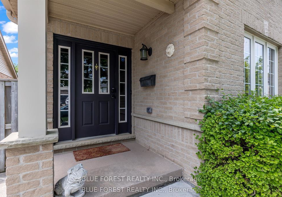 258-south-leaksdale-circle-london-south-ontario-x13227576