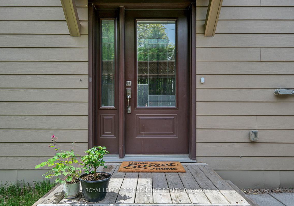 6-hilda-street-ottawa-ontario-x13227704