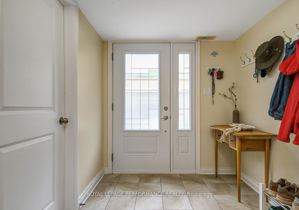 6-hilda-street-ottawa-ontario-x13227704
