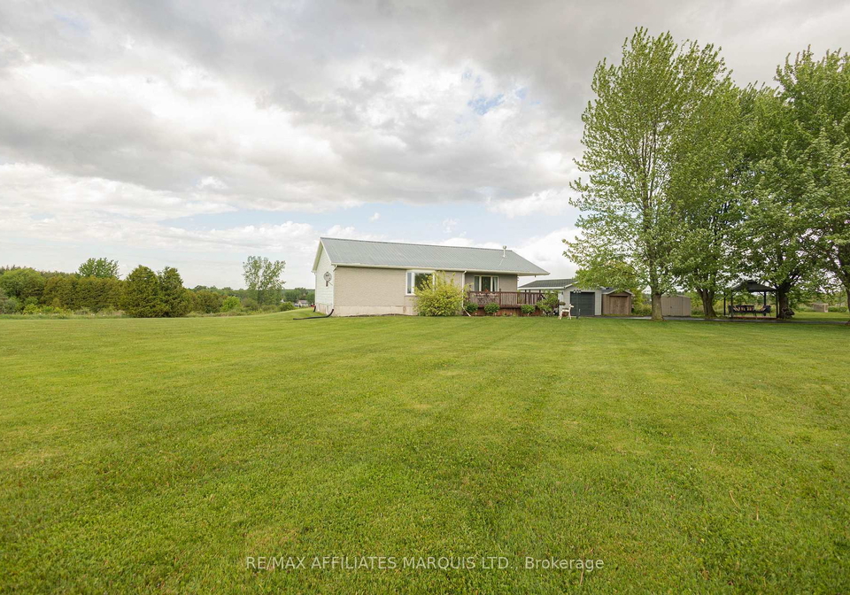 16825-county-road-15-north-stormont-ontario-x13227764