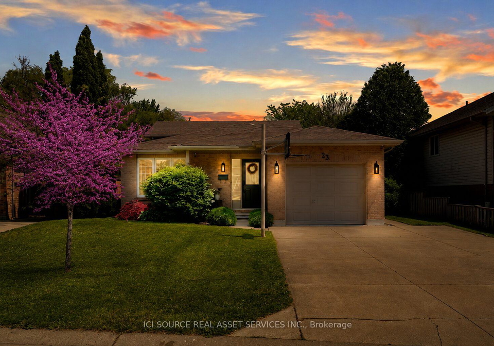 23-carolinian-place-chatham-kent-ontario-x13227850