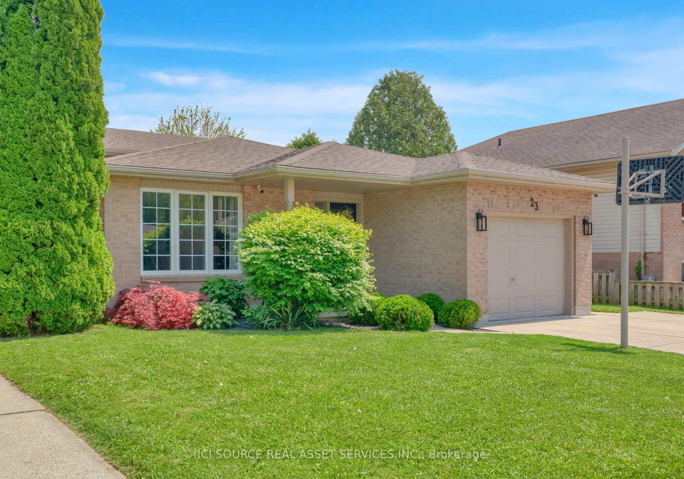 23-carolinian-place-chatham-kent-ontario-x13227850