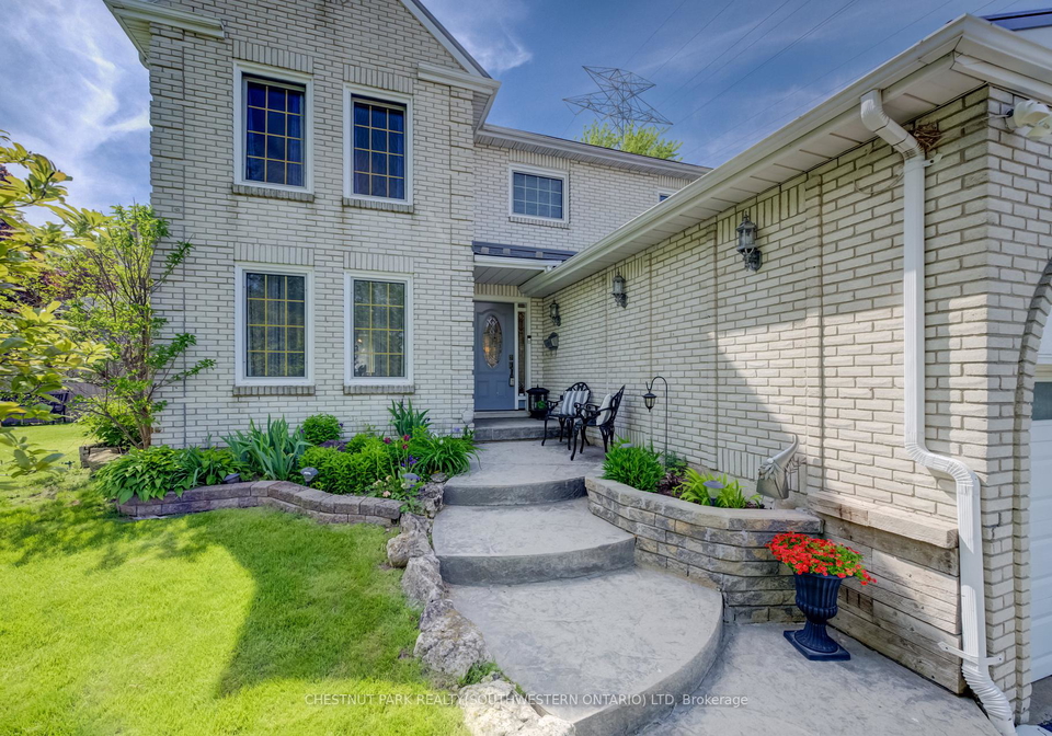 135-royal-orchard-drive-waterloo-ontario-x13228018