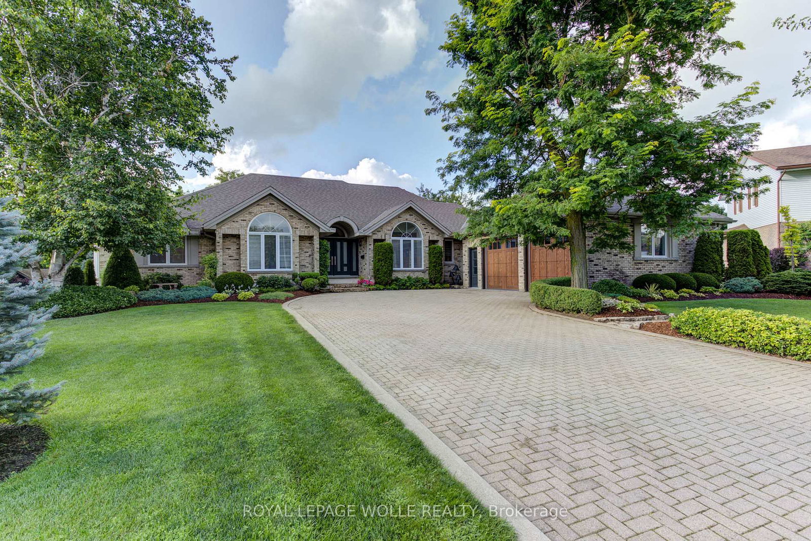 14-james-court-wellesley-ontario-x13228034