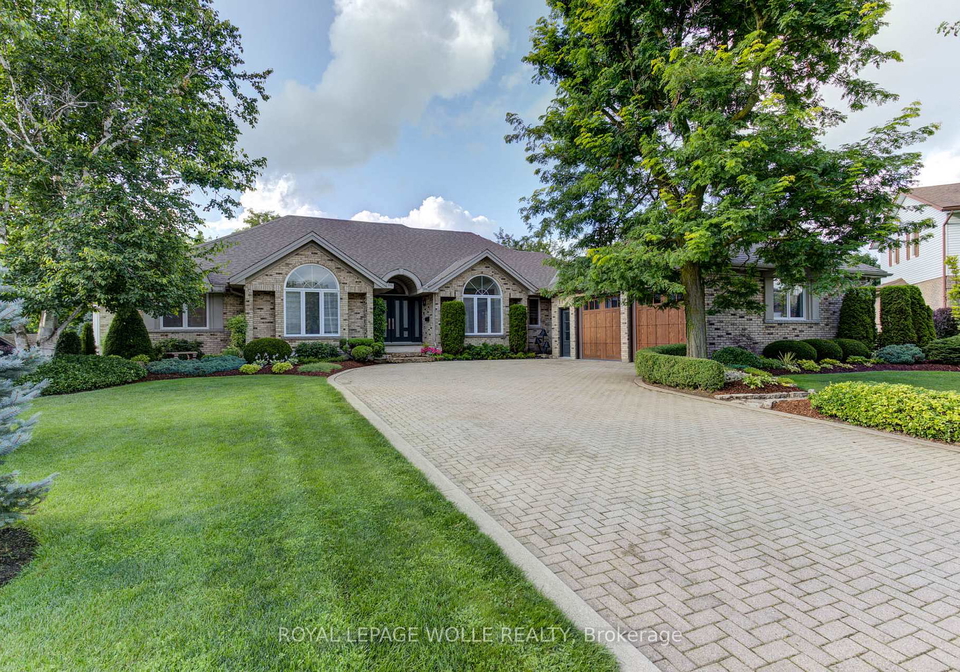 14-james-court-wellesley-ontario-x13228034