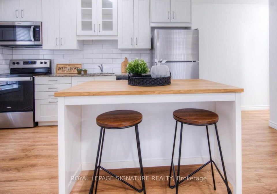 374-prospect-avenue-kitchener-ontario-x13228084