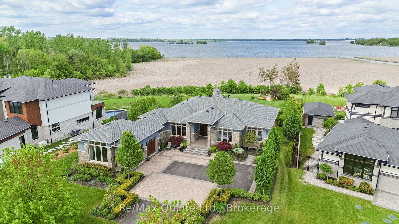 89-navigation-drive-prince-edward-county-ontario-x13228116