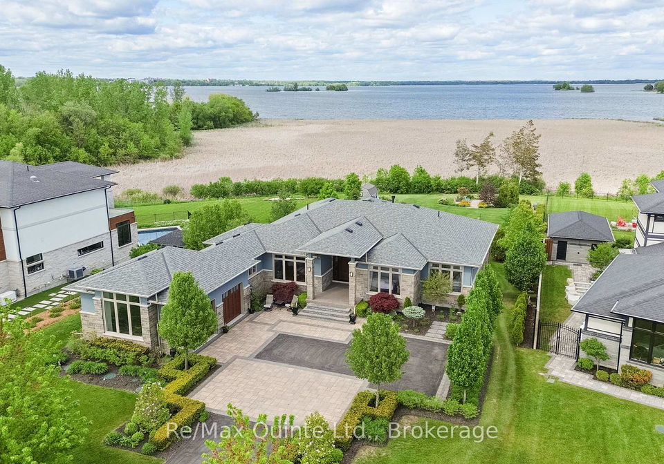89-navigation-drive-prince-edward-county-ontario-x13228116