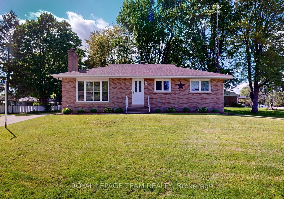 6-broad-street-augusta-ontario-x13228334