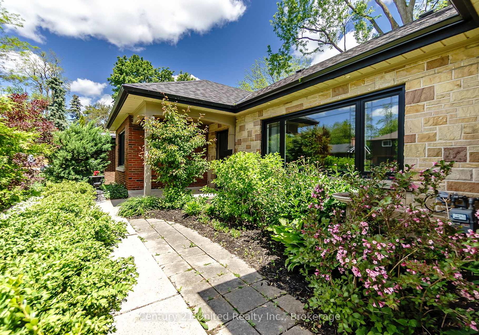 1306-hazeldean-avenue-peterborough-ontario-x13228474
