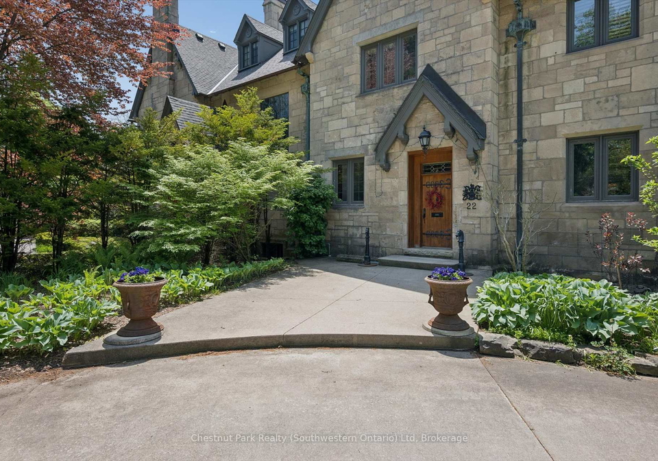 22-stuart-street-guelph-ontario-x13228624