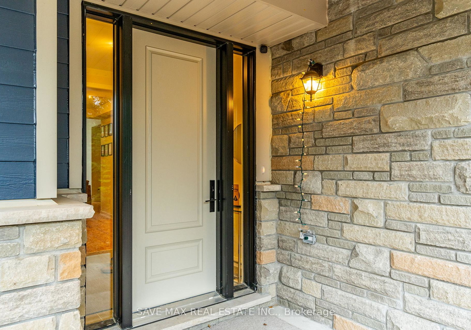 1049-greensview-drive-lake-of-bays-ontario-x13228632