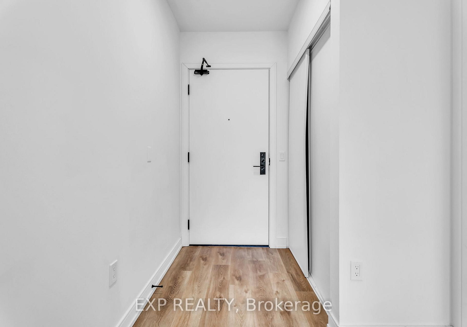 1-jarvis-street-hamilton-ontario-x13228740