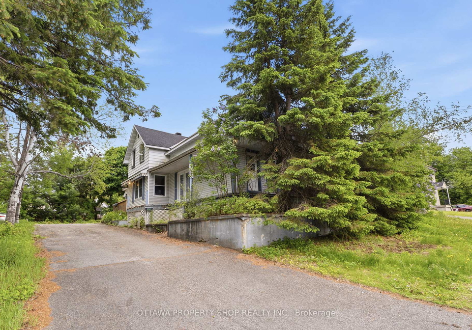 2025-albert-street-clarence-rockland-ontario-x13228888