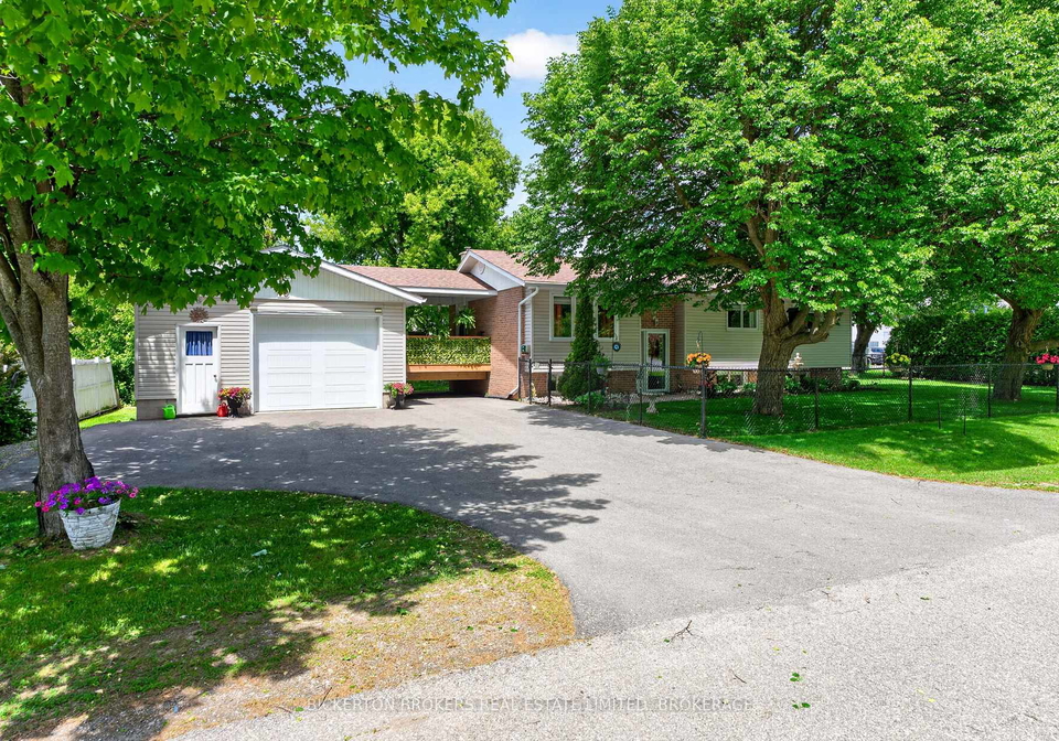 90-ann-street-gananoque-ontario-x13228910