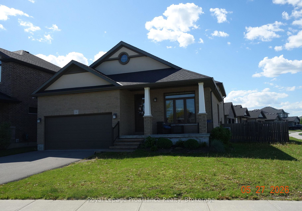 8-abbott-street-belleville-ontario-x13228944