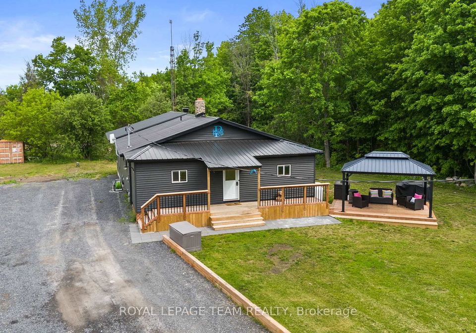 16509-cedarvale-road-north-stormont-ontario-x13228972