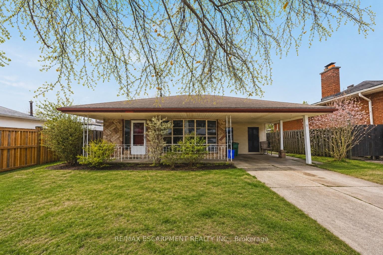 71-hoover-crescent-hamilton-ontario-x13228982