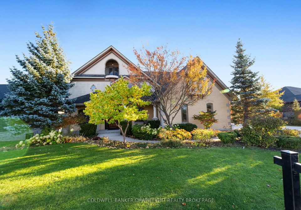 246-hazelton-lane-south-huron-ontario-x13229154