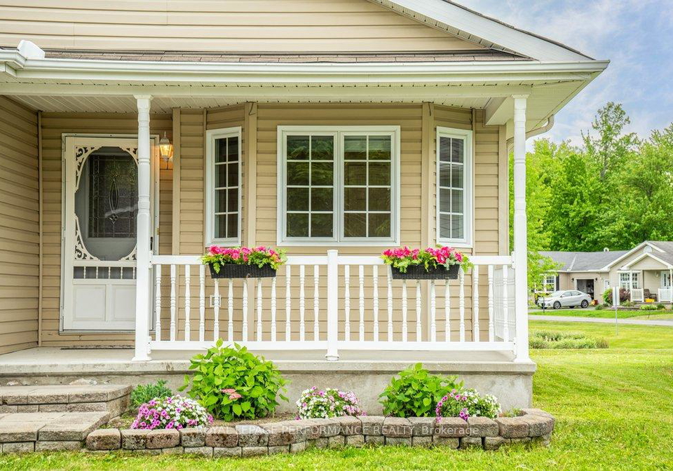 1008-ada-barrington-private-ottawa-ontario-x13229202