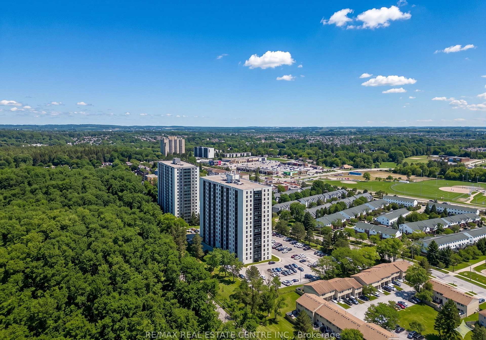 35-green-valley-drive-kitchener-ontario-x13229320
