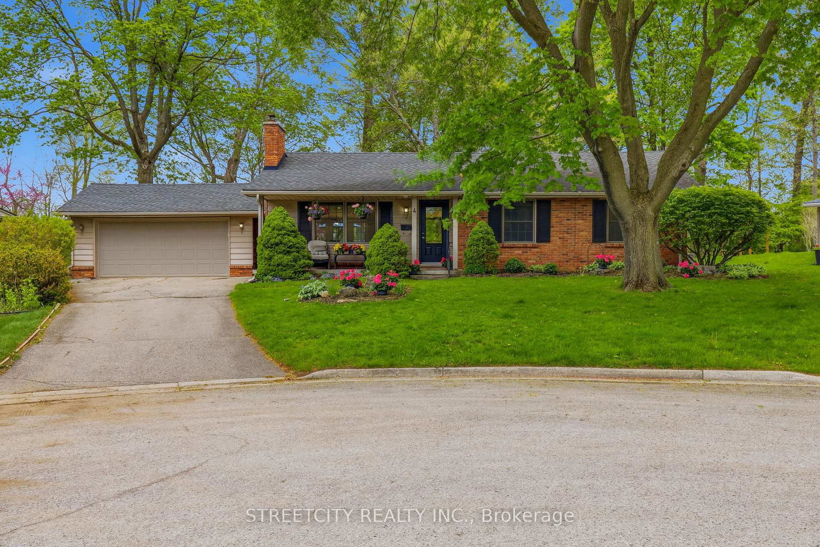 4-briarhill-place-london-east-ontario-x13229342