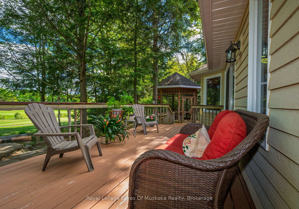 20-deerhurst-highlands-drive-huntsville-ontario-x13229366